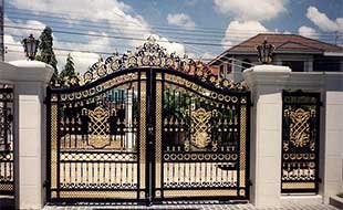 Metal-Gate-Painting Metal Gate Painting